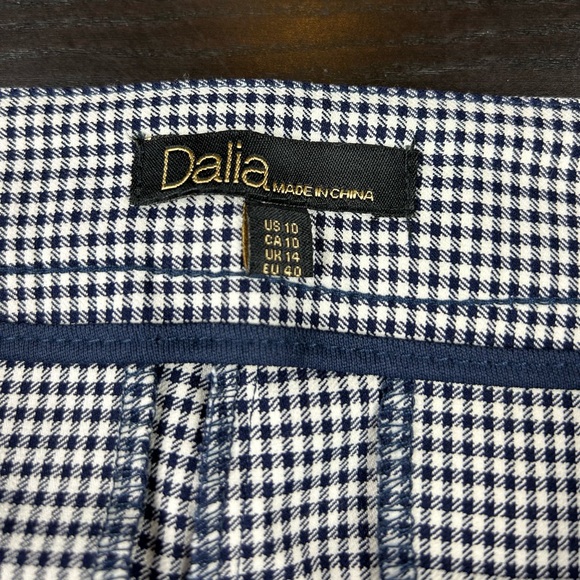 Dalia Checkered dress pants, 3/4 length, women’s size 10, black and white - Picture 10 of 13